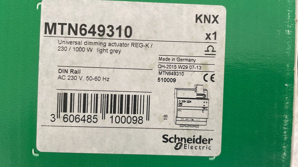 Universal dimming actuator REG-K/230/1000 W, light grey.